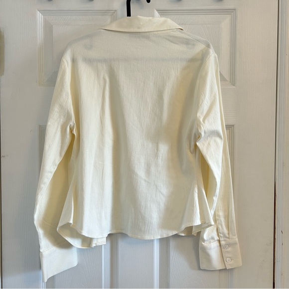 Zara White Cropped Long Sleeve with Rushing Detailing - Picture 4 of 4
